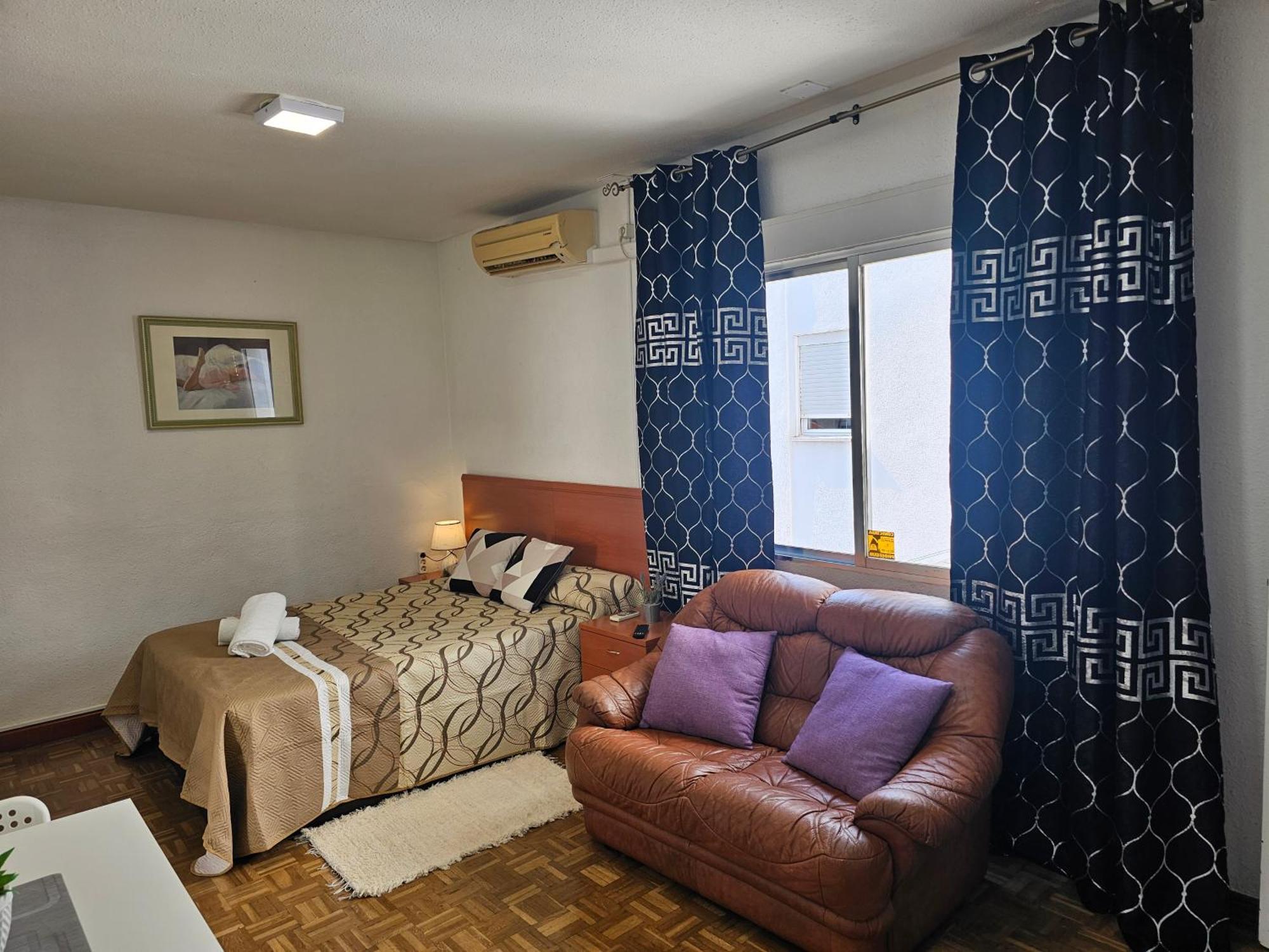 Apartamento En La Calle Hortaleza De Madrid Centro, Madrid